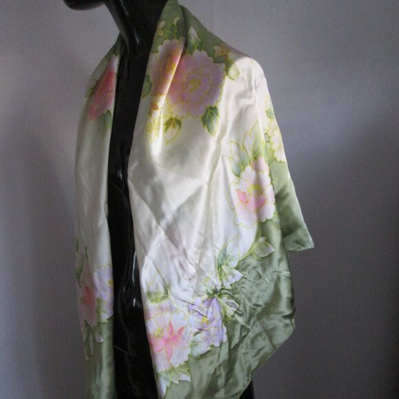 Chinese Floral Silk Large Scarf - Picture 3 of 9
